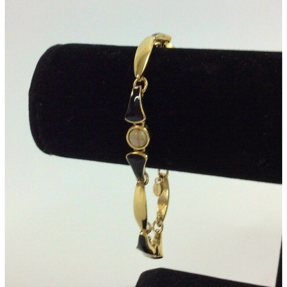 Monet Vintage Ladies Bracelet Gold Black Enamel